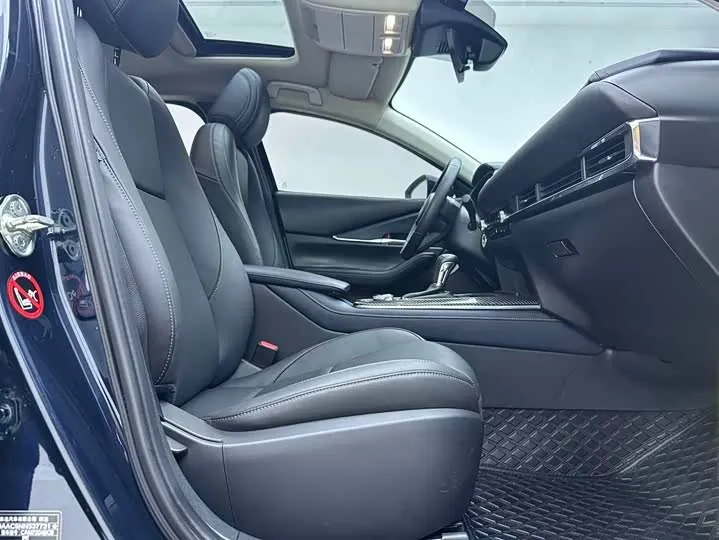 MAZDA CX-30 2022