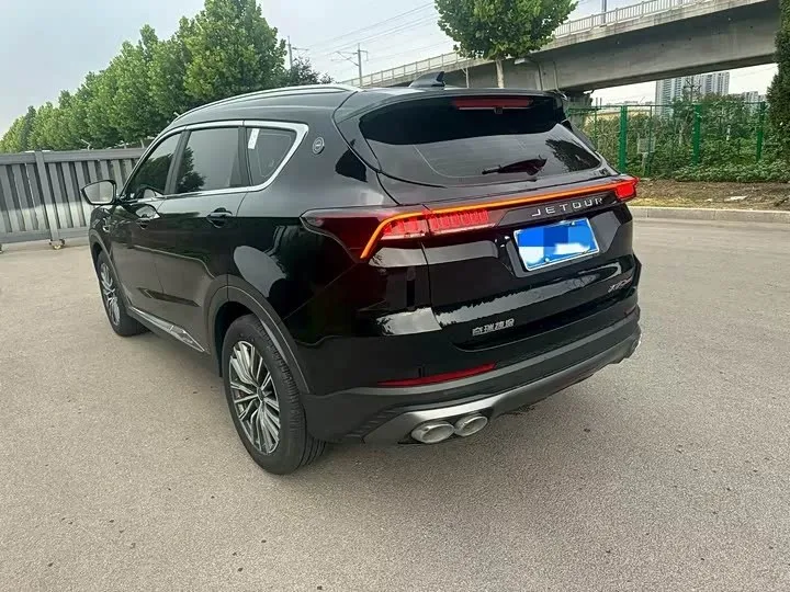 JETOUR X70 PLUS 1 2023