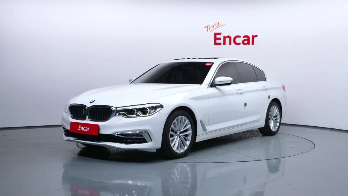 BMW 5 SERIES LUXURY 2020