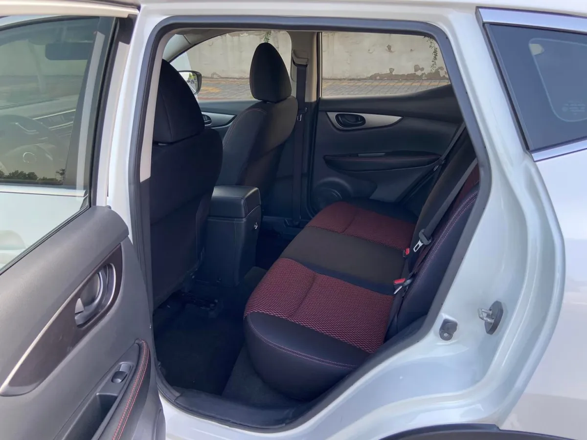NISSAN QASHQAI 2016
