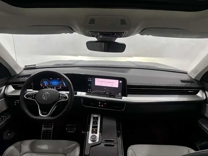 VOLKSWAGEN TAVENDOR 380TSI AWD R-LINE 2023