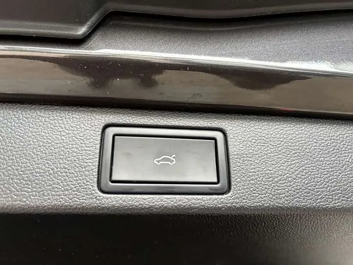 VOLKSWAGEN TAVENDOR 380TSI AWD R-LINE 2023