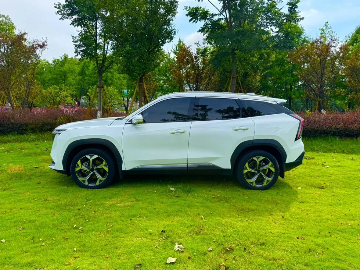 GEELY BOYUE L PREMIUM 2023