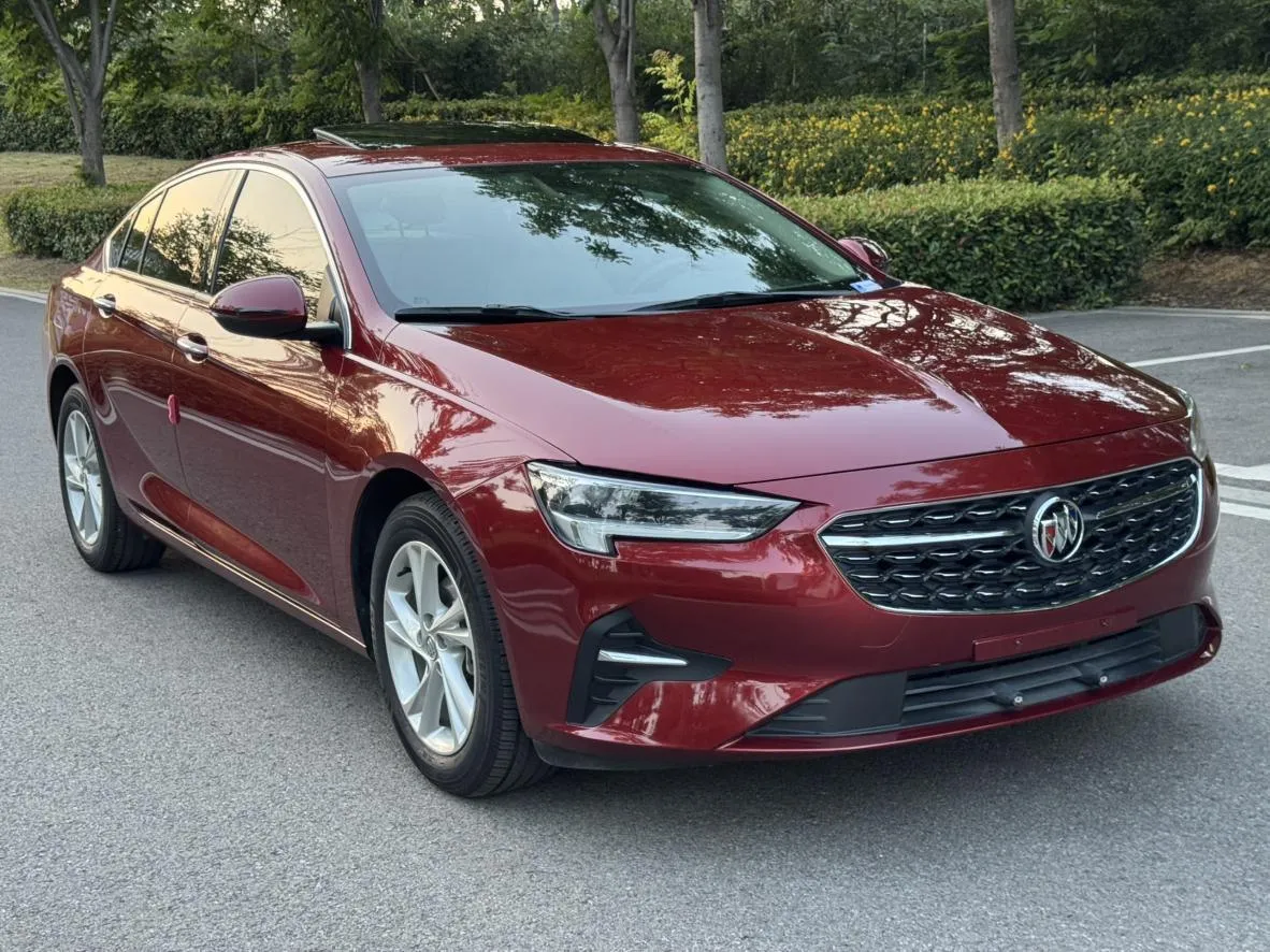 BUICK REGAL ELITE 2021