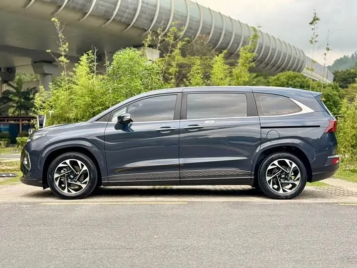 HYUNDAI CUSTO 380TGDI LOVE CUSTO 380TGDI SMART LOVE 2022