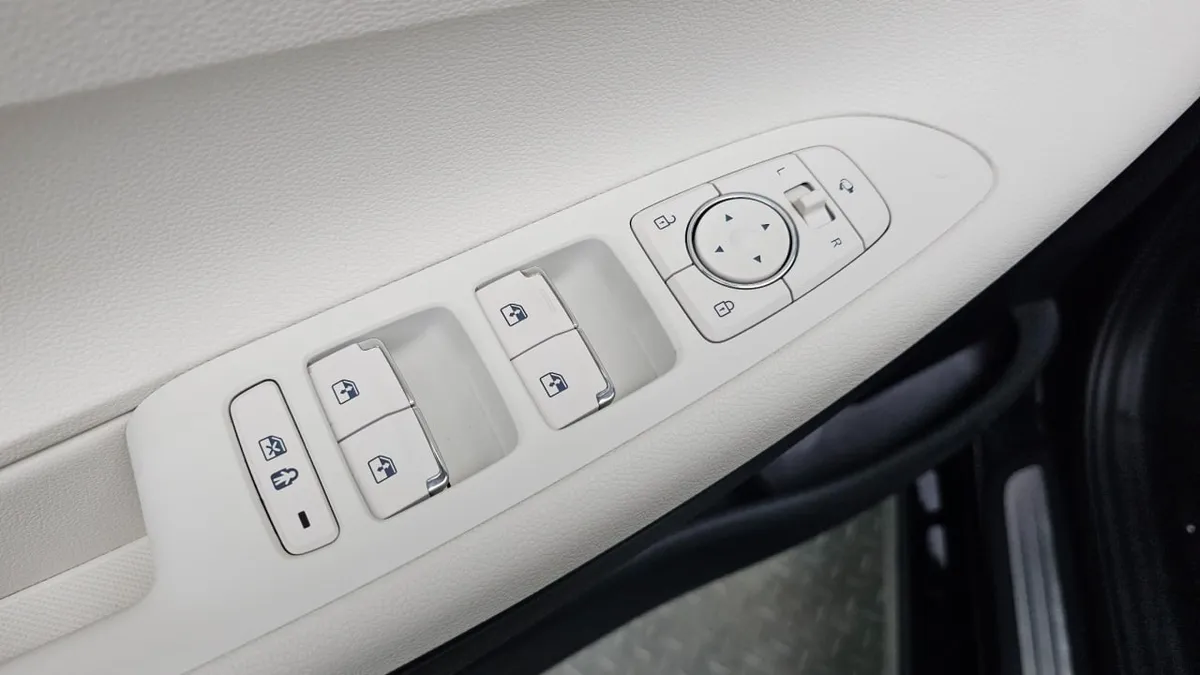 HYUNDAI GRANDEUR IG 2022