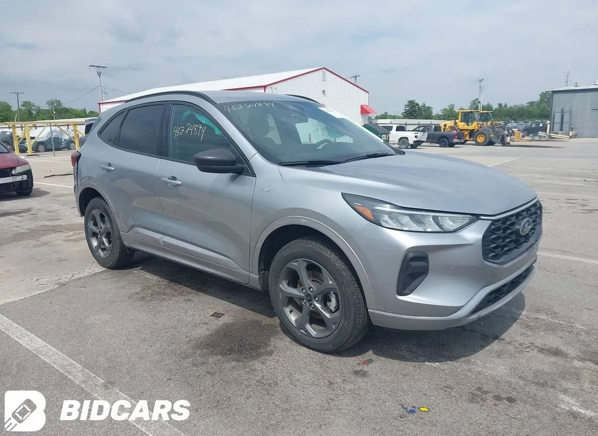 FORD ESCAPE 2024