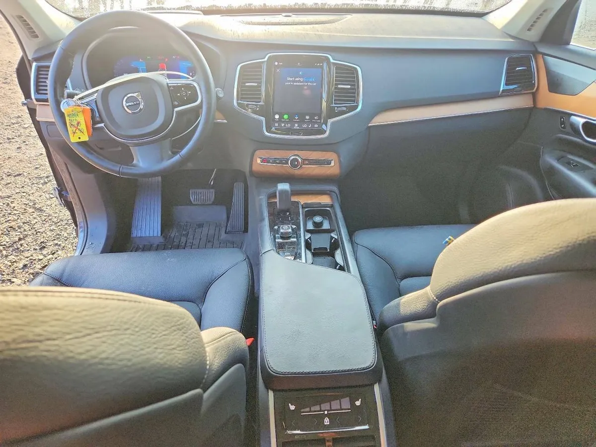 VOLVO XC90 2023