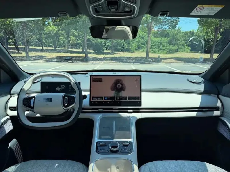GEELY GALAXY STARSHIP 7 2025