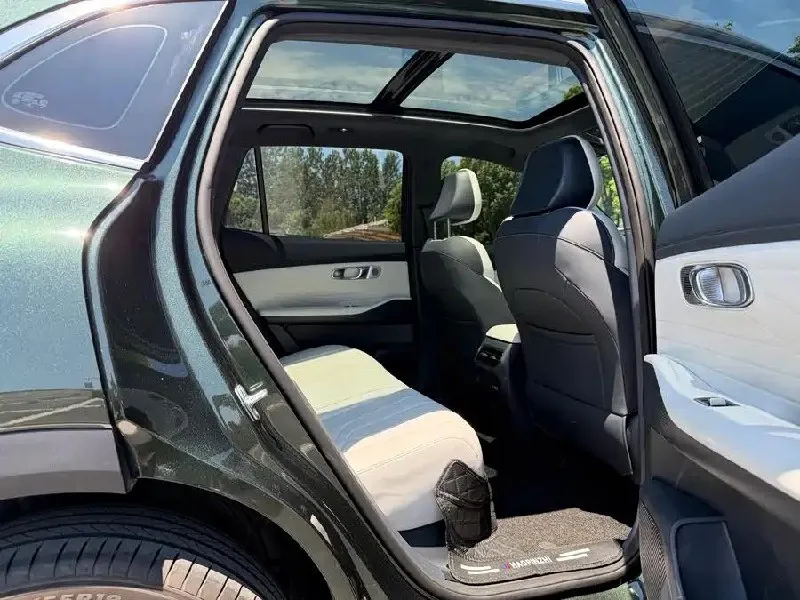 GEELY GALAXY STARSHIP 7 2025