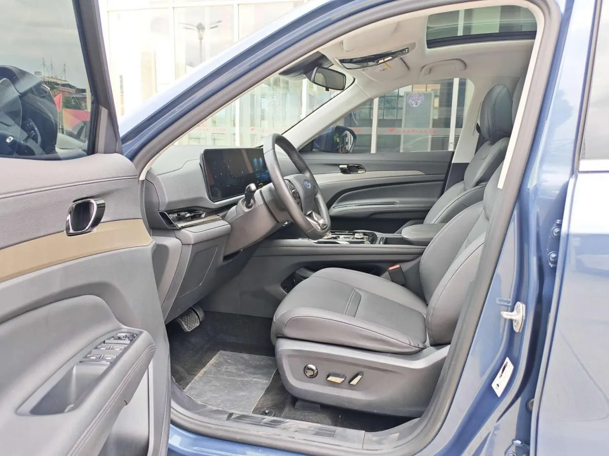 FORD EQUATOR SPORT PREMIUM 2022