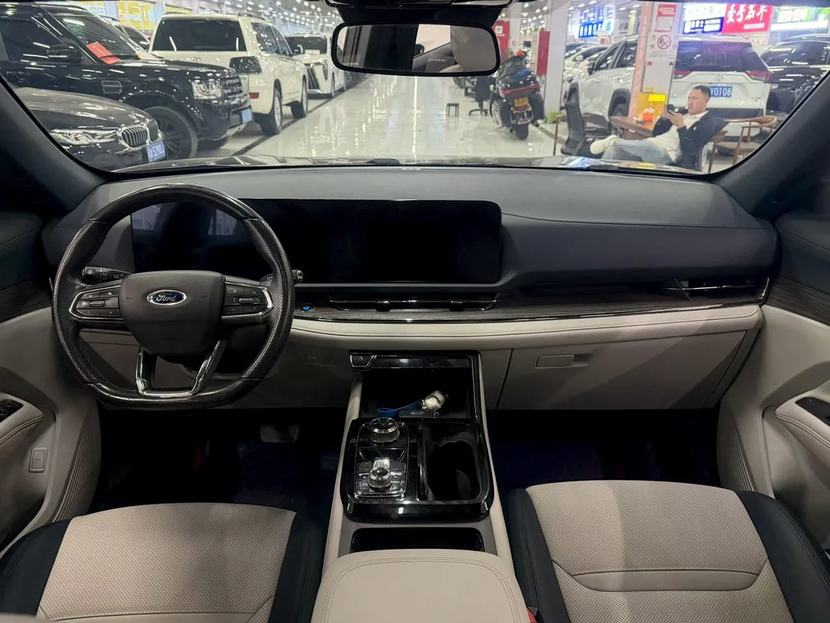 FORD EQUATOR SPORT PREMIUM 2022