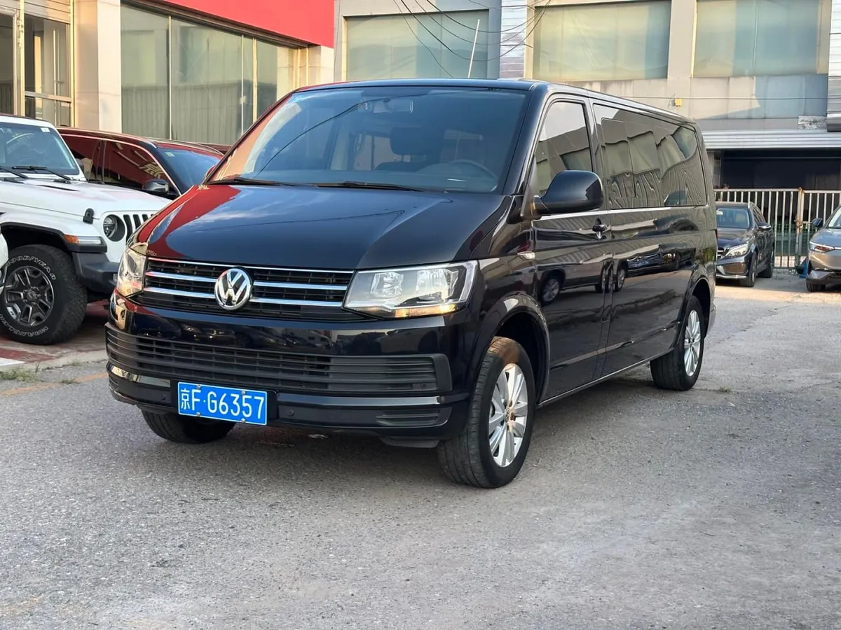 VOLKSWAGEN CARAVELLE 2016