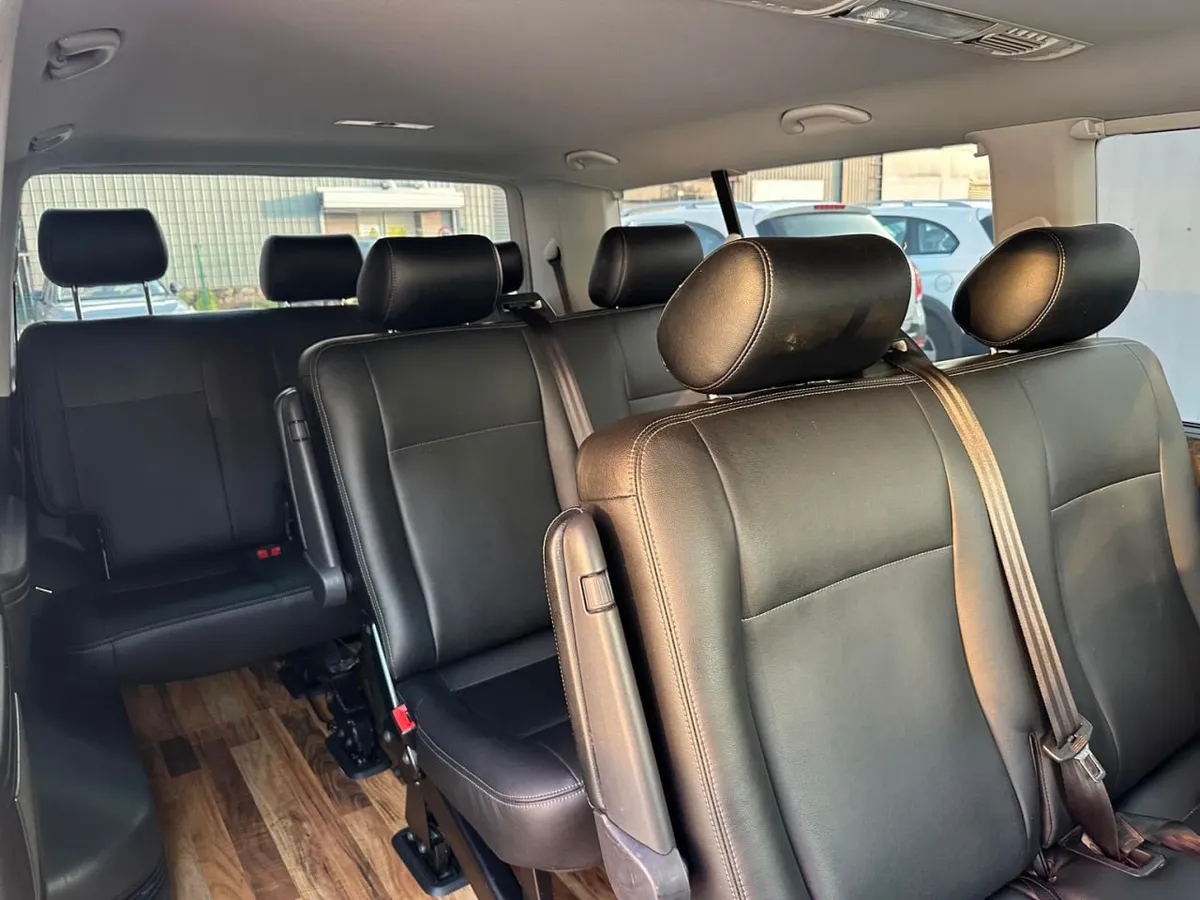 VOLKSWAGEN CARAVELLE 2016