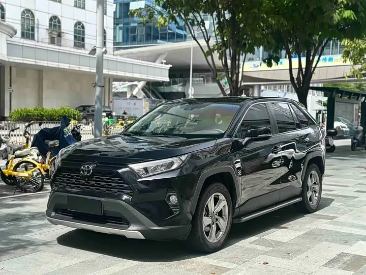 TOYOTA RAV4 2022
