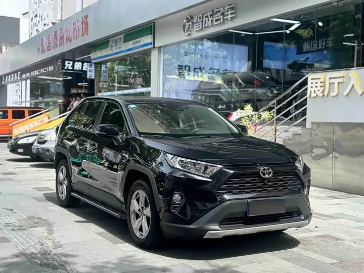 TOYOTA RAV4 2022