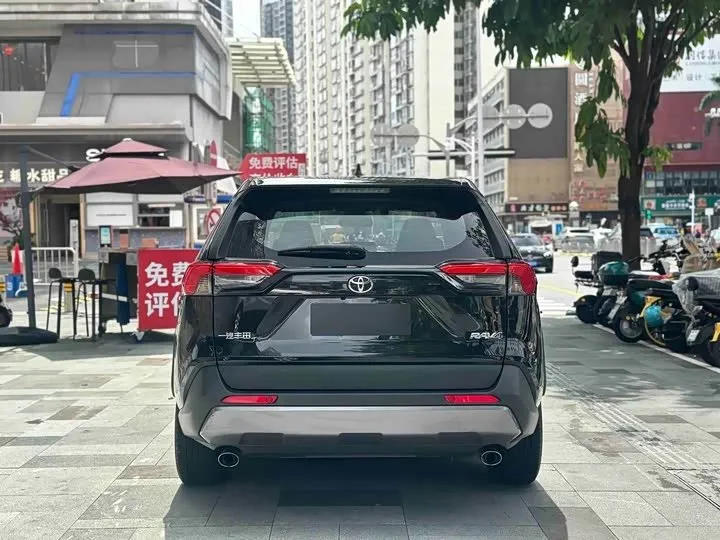TOYOTA RAV4 2022