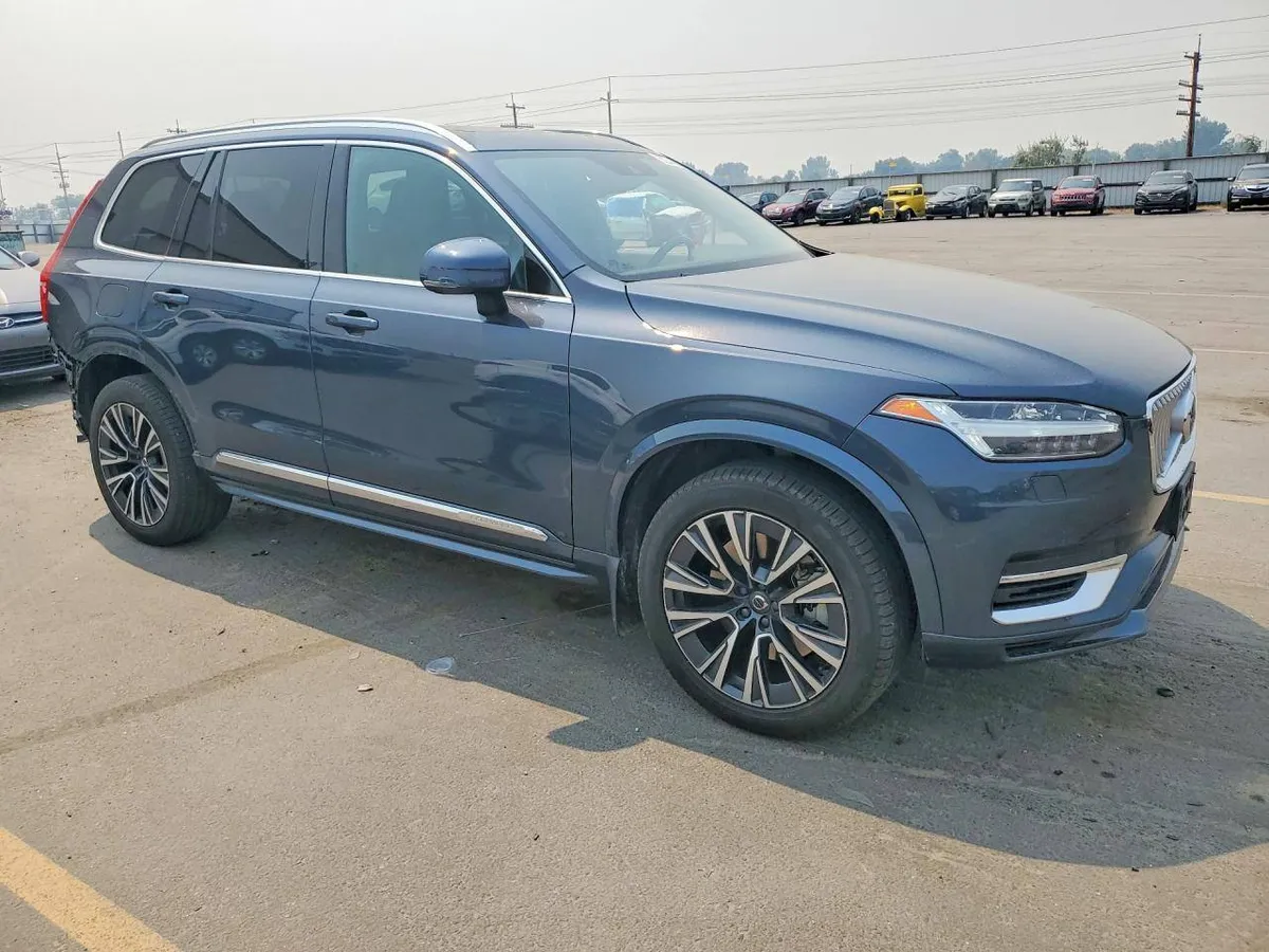 VOLVO XC90 2022