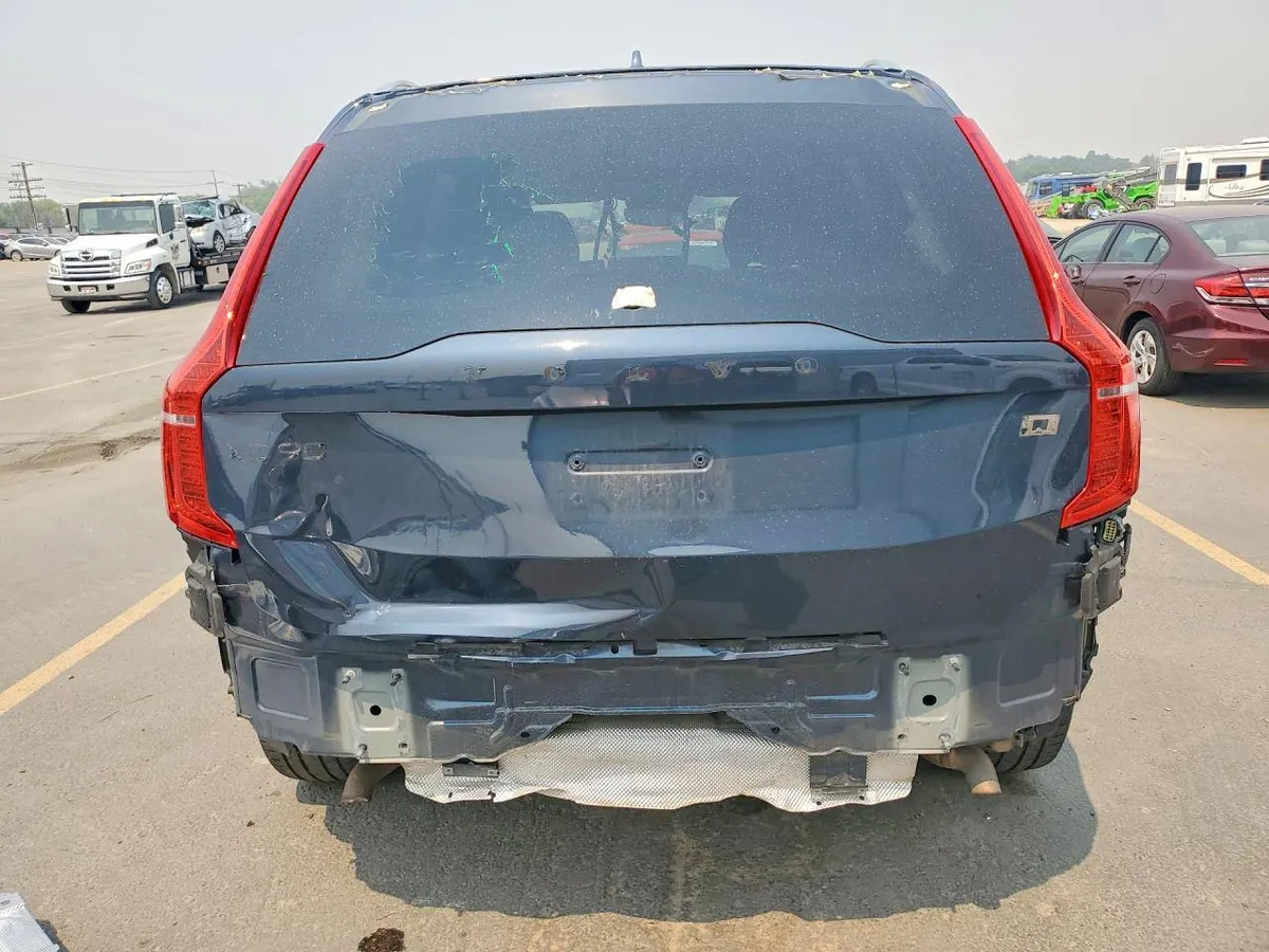 VOLVO XC90 2022