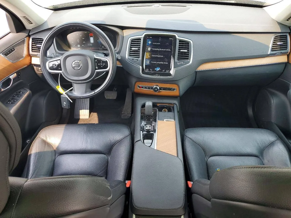VOLVO XC90 2022