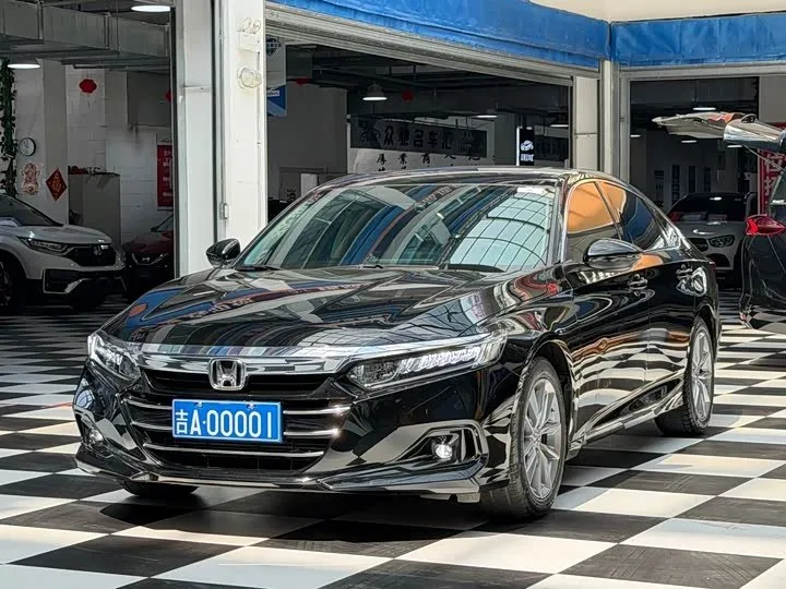 HONDA ACCORD LUXURY 2022