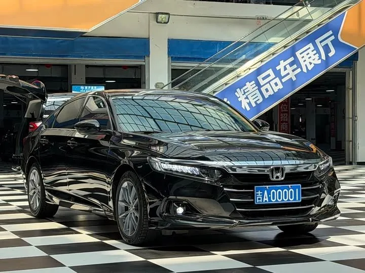 HONDA ACCORD LUXURY 2022