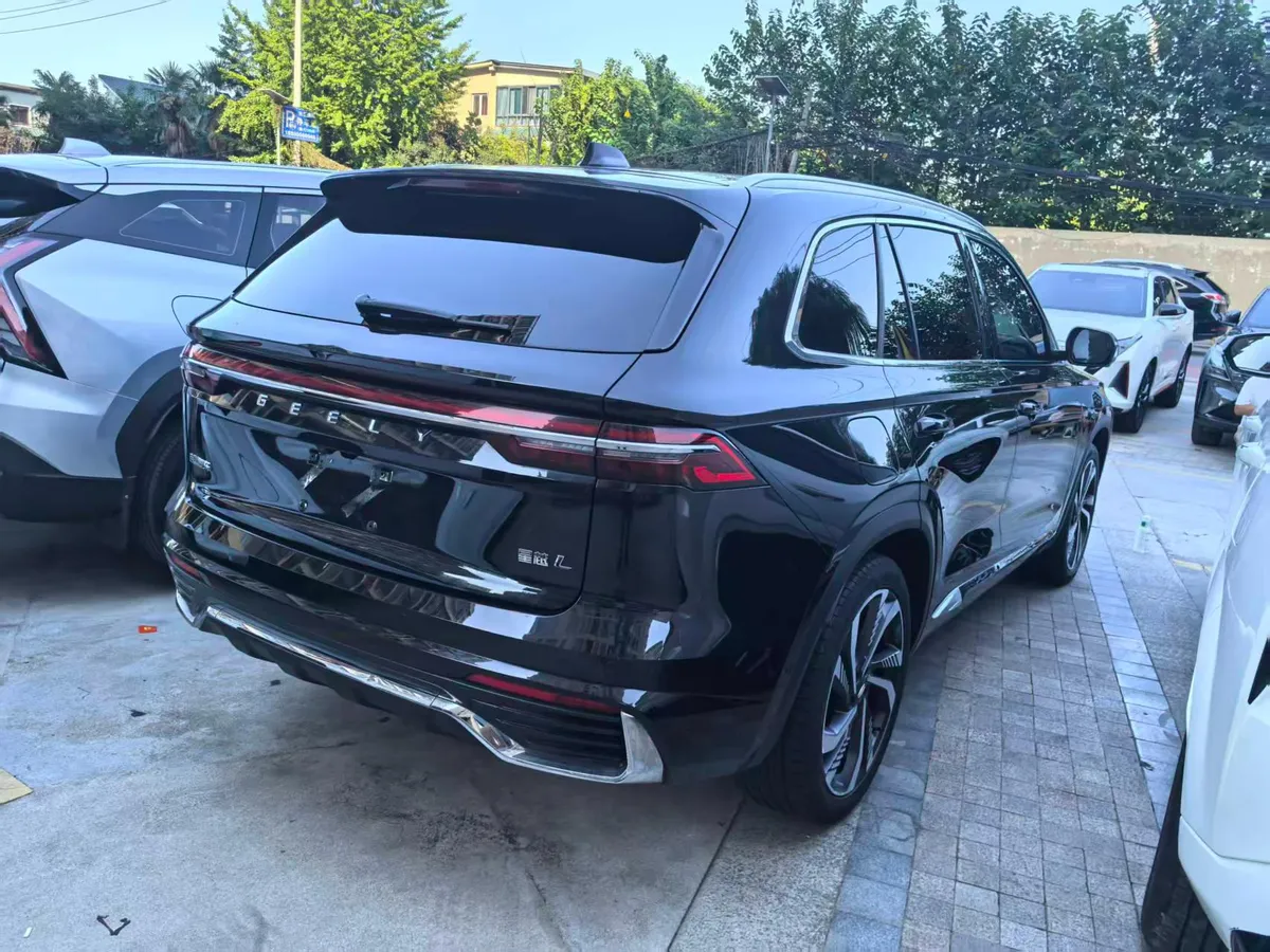 GEELY XINGYUE L PREMIUM 2021