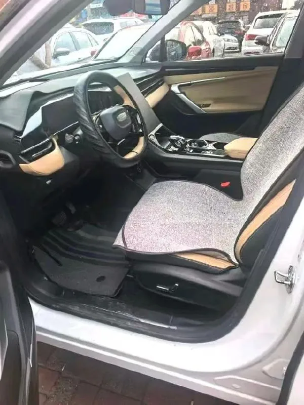 GEELY BOYUE L PREMIUM 2022