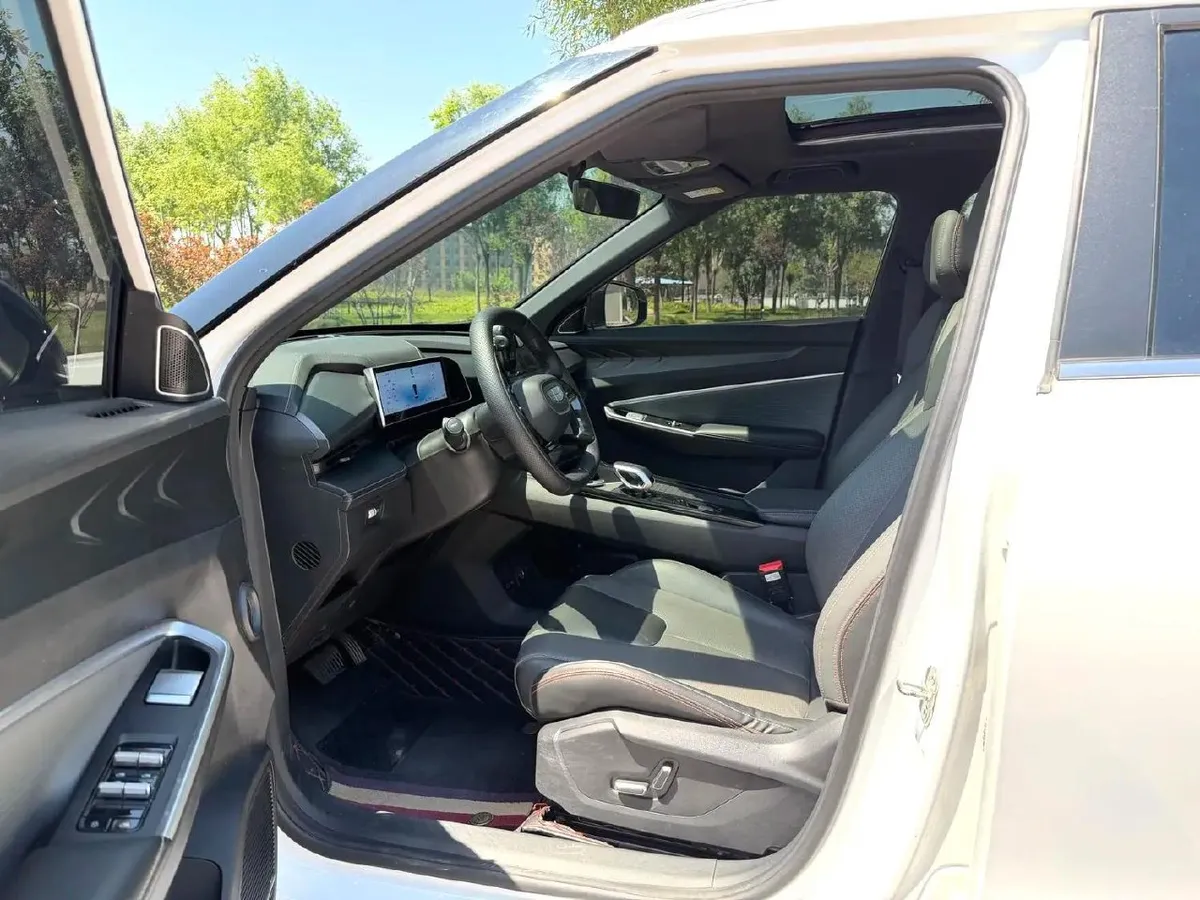 GEELY BOYUE COOL 2023