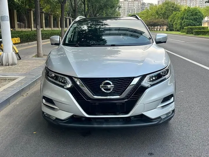 NISSAN QASHQAI LUXURY 2023