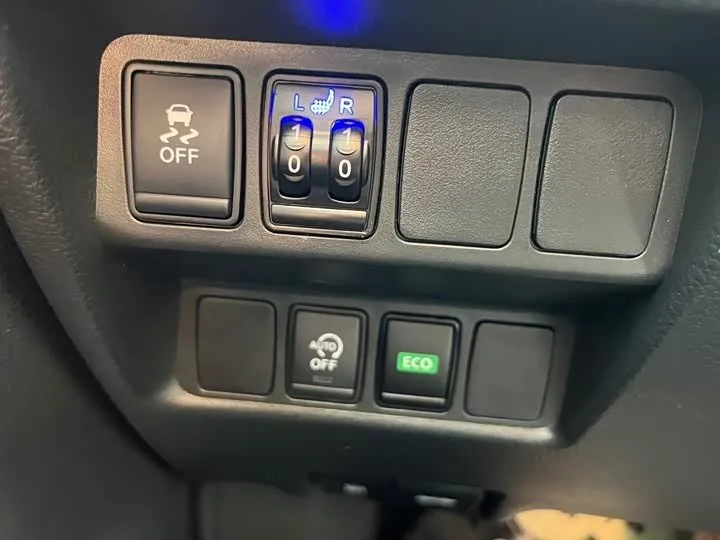 NISSAN QASHQAI LUXURY 2023
