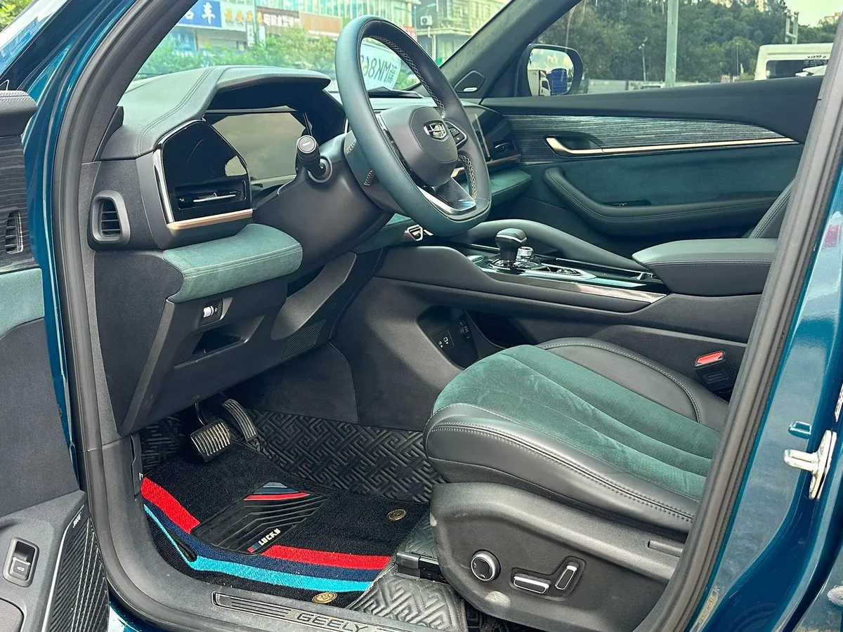 GEELY XINGYUE L PREMIUM 2022
