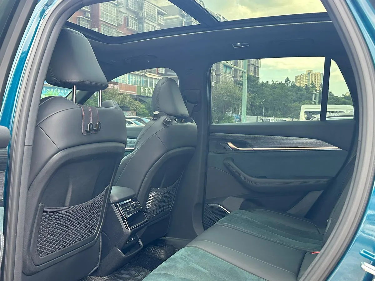 GEELY XINGYUE L PREMIUM 2022