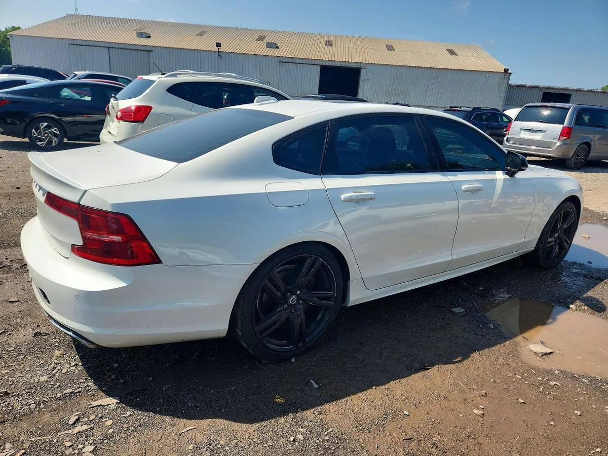 VOLVO S90 2019