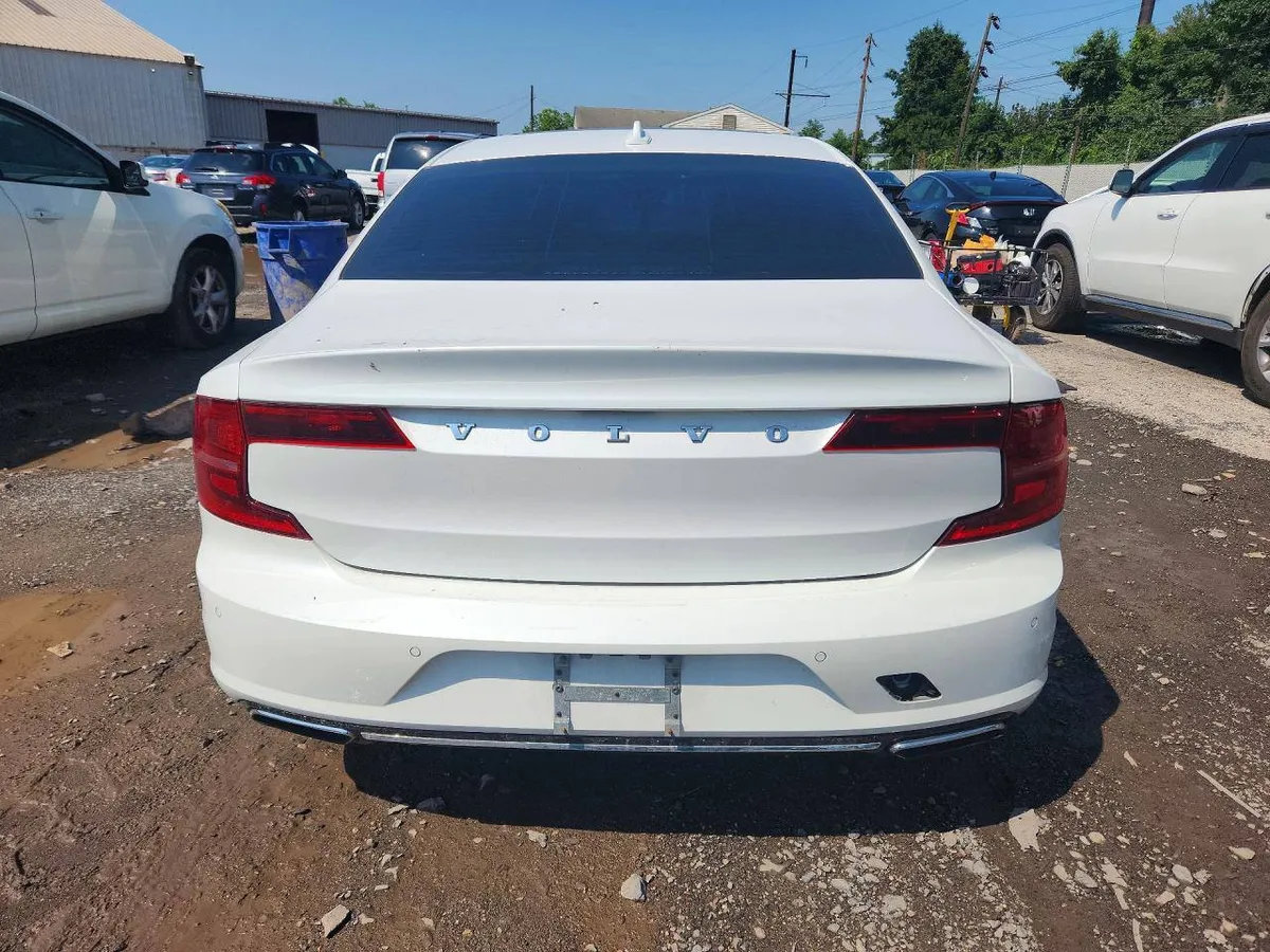 VOLVO S90 2019