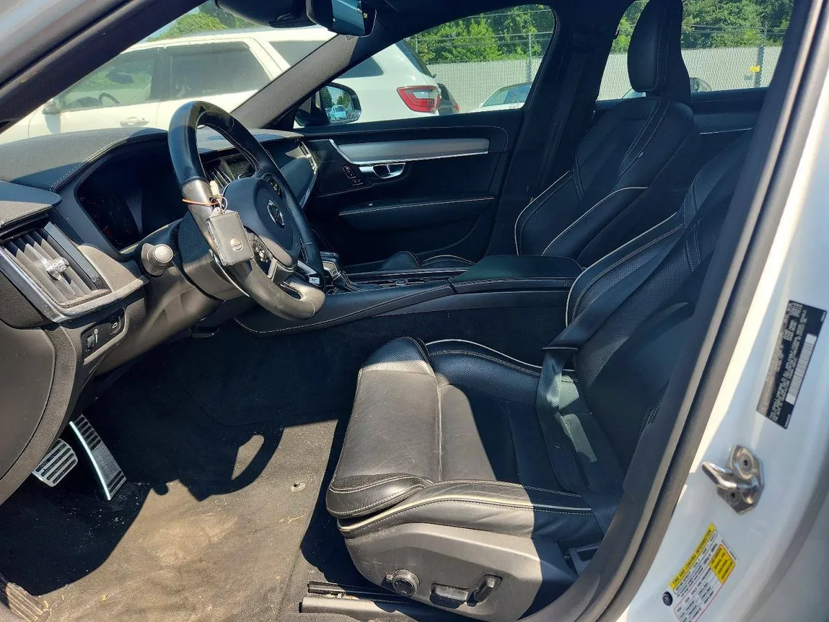 VOLVO S90 2019