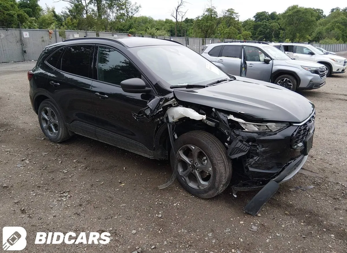 FORD ESCAPE 2026