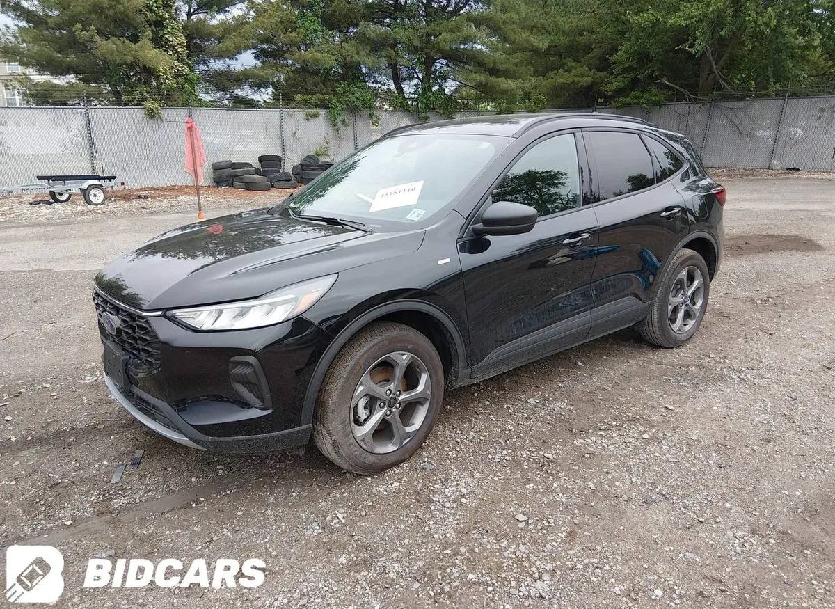 FORD ESCAPE 2026