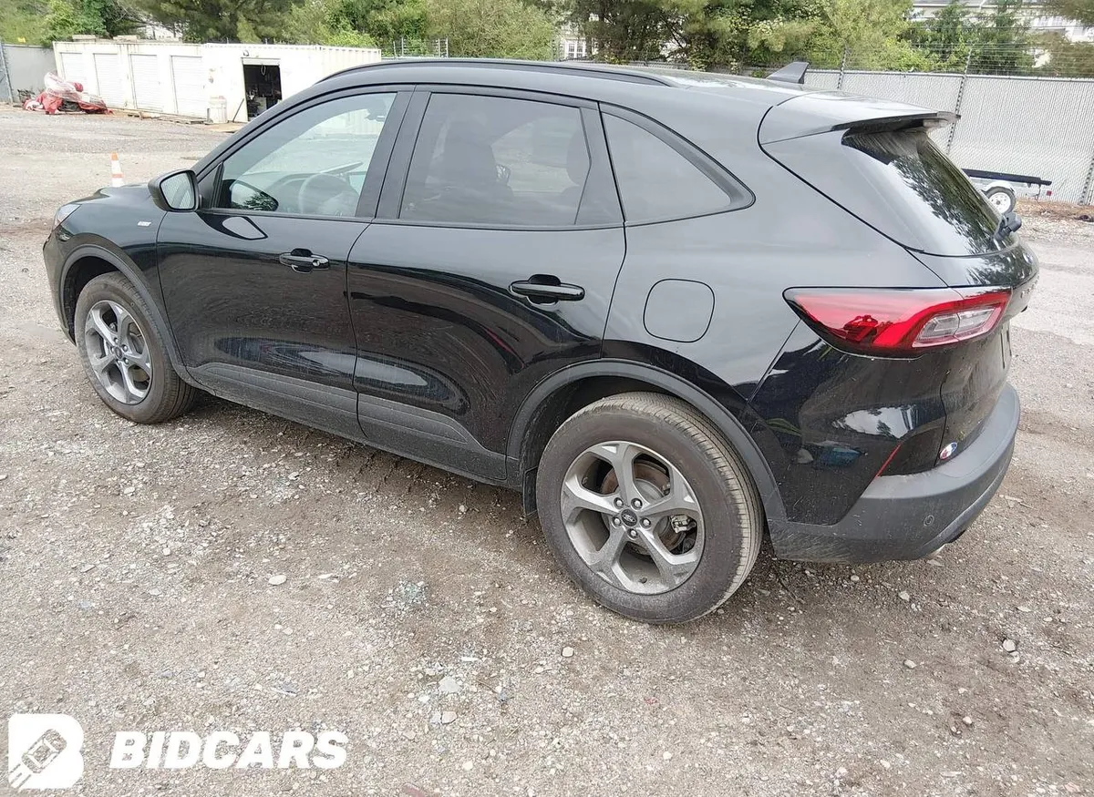 FORD ESCAPE 2026