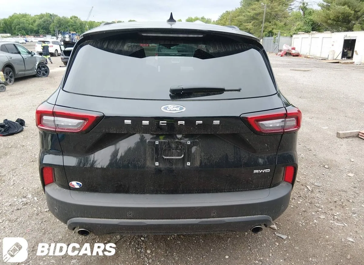 FORD ESCAPE 2026