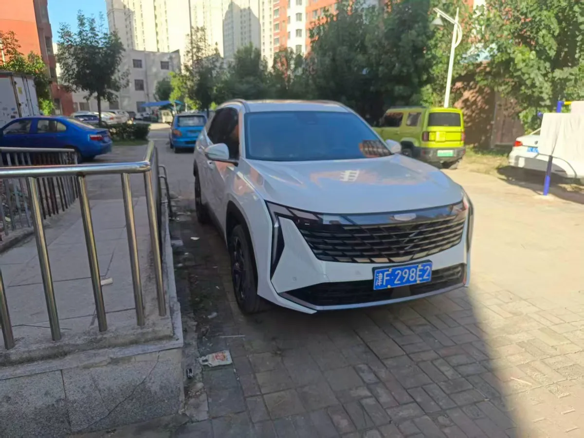 GEELY BOYUE L PREMIUM 2023