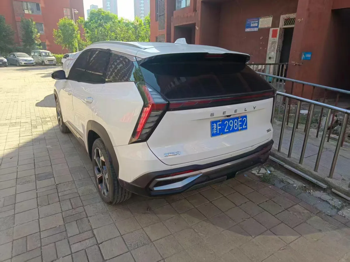 GEELY BOYUE L PREMIUM 2023