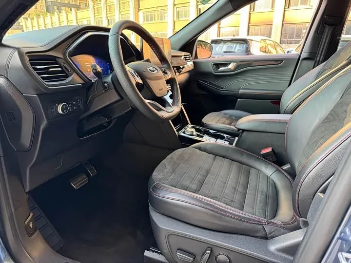FORD ESCAPE ECOBOOST 245 AWD 2022