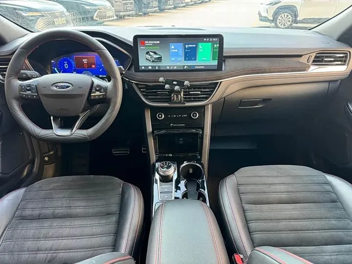 FORD ESCAPE ECOBOOST 245 AWD 2022
