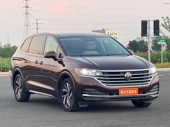 VOLKSWAGEN VILORAN 2023 VILORAN 330TSI LUXURY 2023