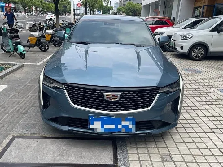 CADILLAC CT4 25T FASHION EDITION 2023