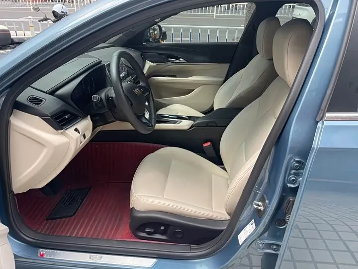 CADILLAC CT4 25T FASHION EDITION 2023