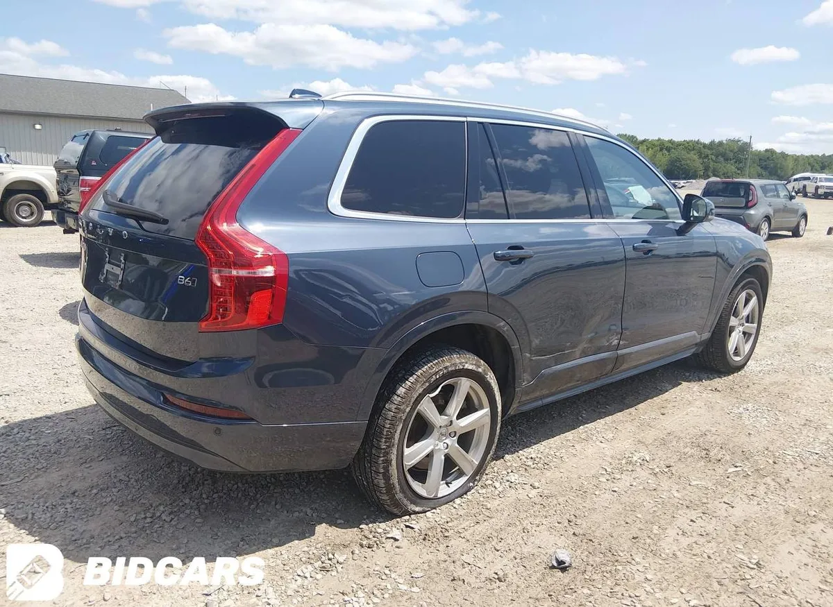 VOLVO XC90 2022