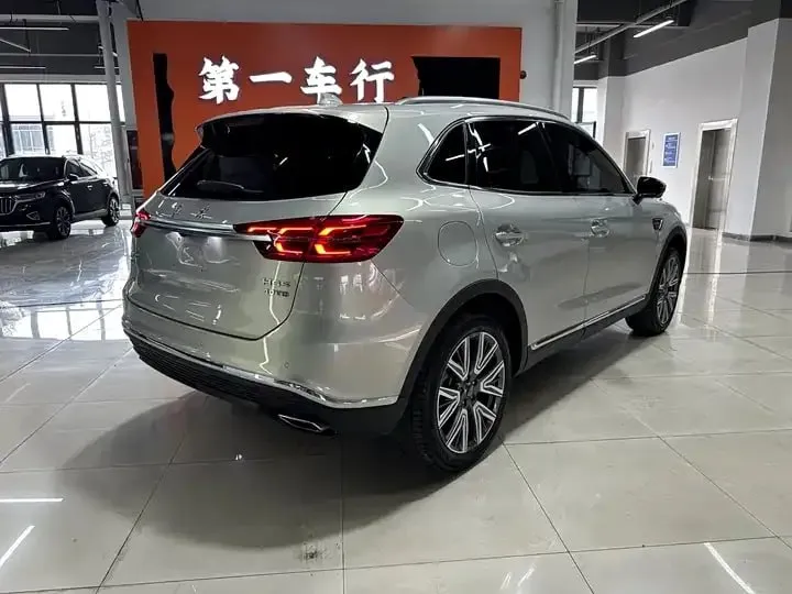 HONGQI HS5 2022