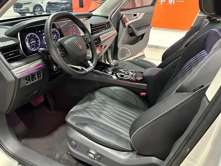 HONGQI HS5 2022